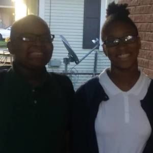 Meet your Posher, Joya